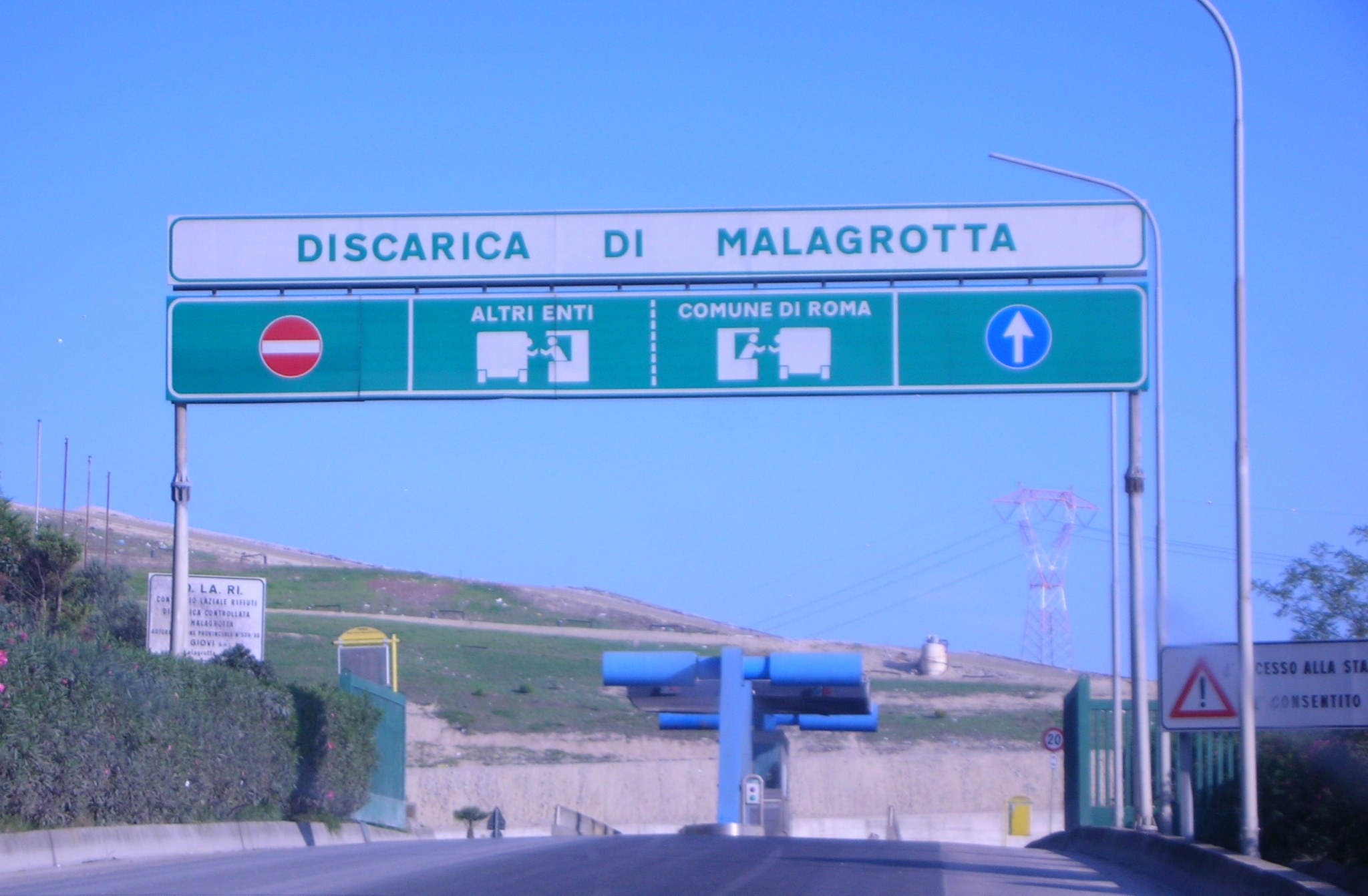 Intossicati due operai alla discarica di Malagrotta – Roma